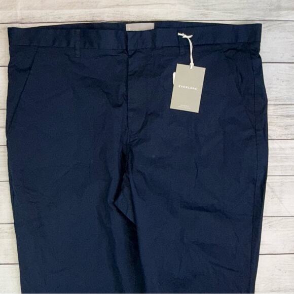 Everlane NWT Men's The Air Chino Pants with Stretch Navy Blue Size 40 x 32 - Picture 3 of 7